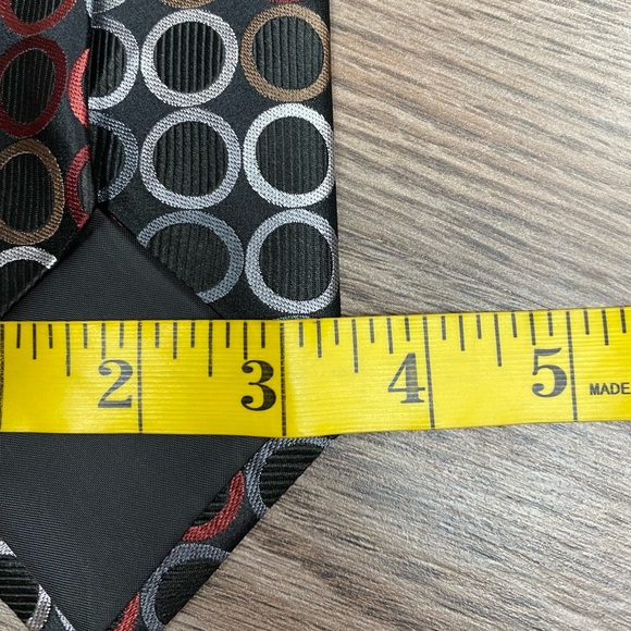Michael Kors Black w/ Red & Tan Dot Pattern Tie - Picture 4 of 4